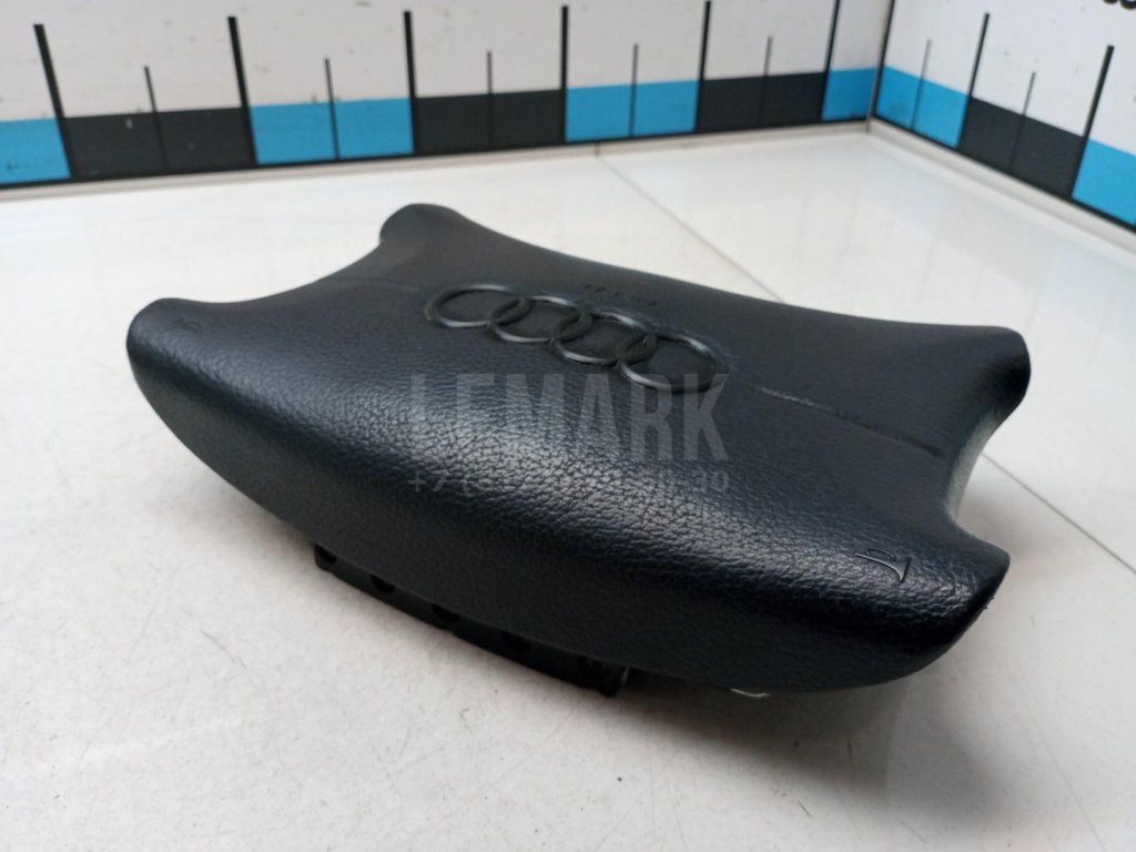 Подушка безопасности в рулевое колесо