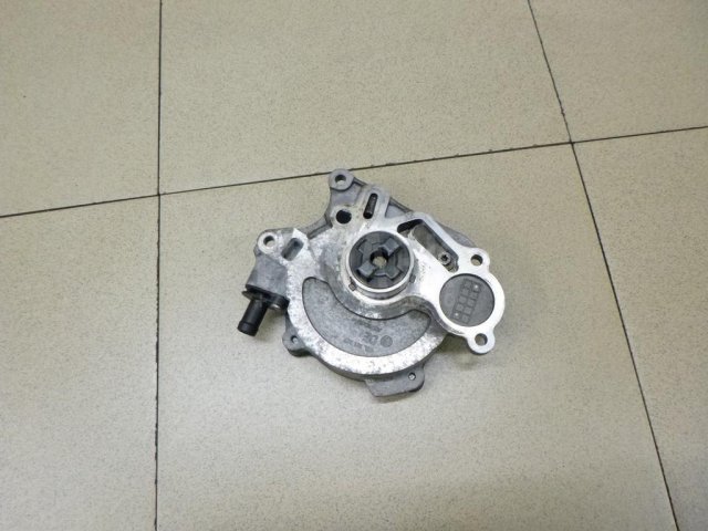 Насос вакуумный