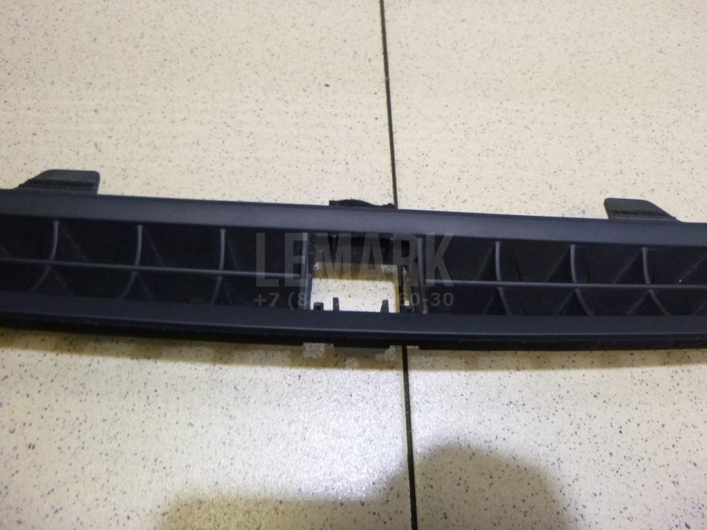 Дефлектор воздушный для  Audi A4 [B8] 2007-2015