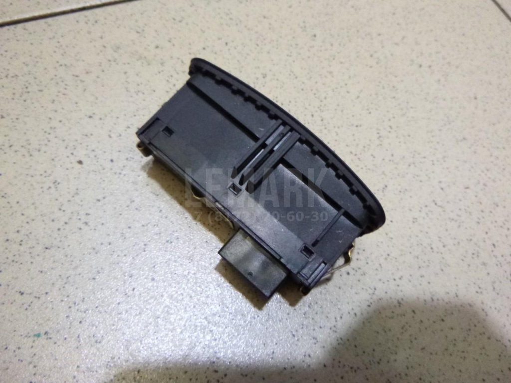 Кнопка аварийной сигнализации