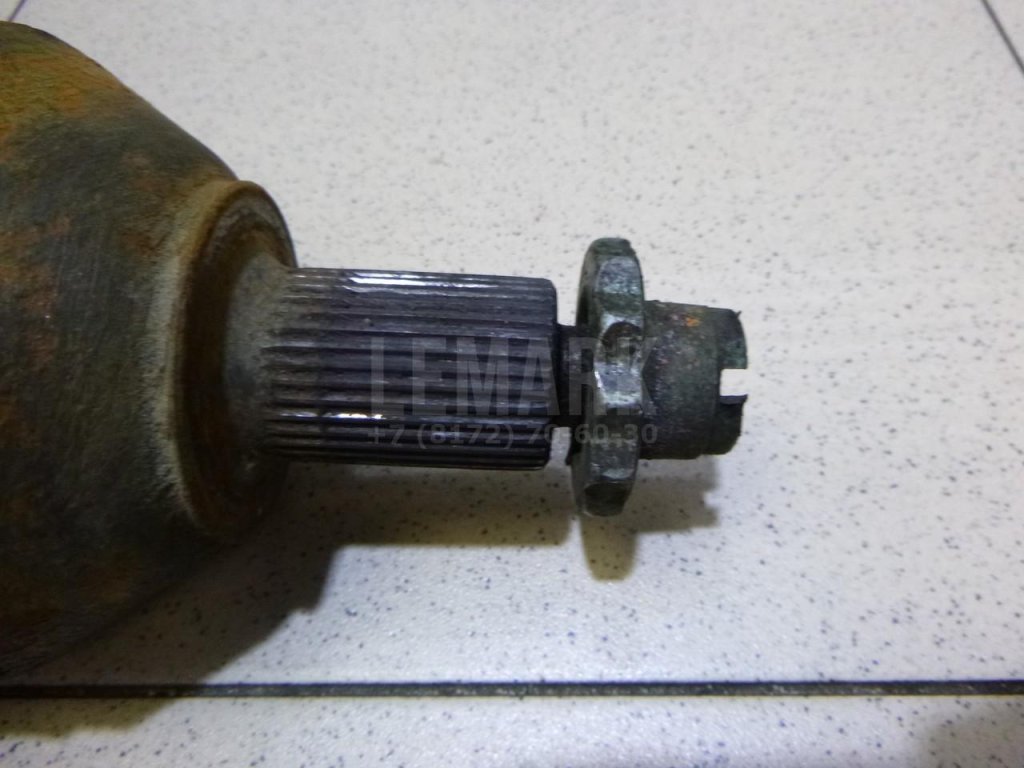 Полуось передняя левая