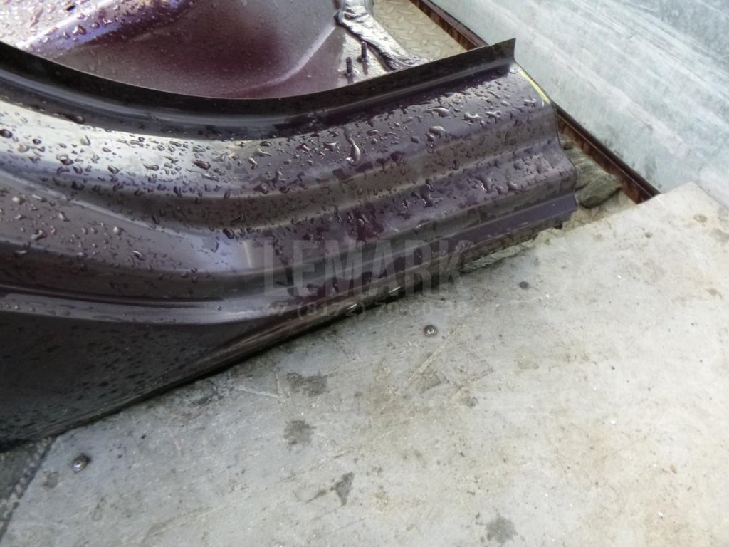 Панель задняя