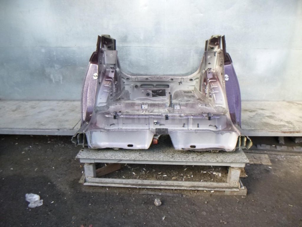 Панель задняя