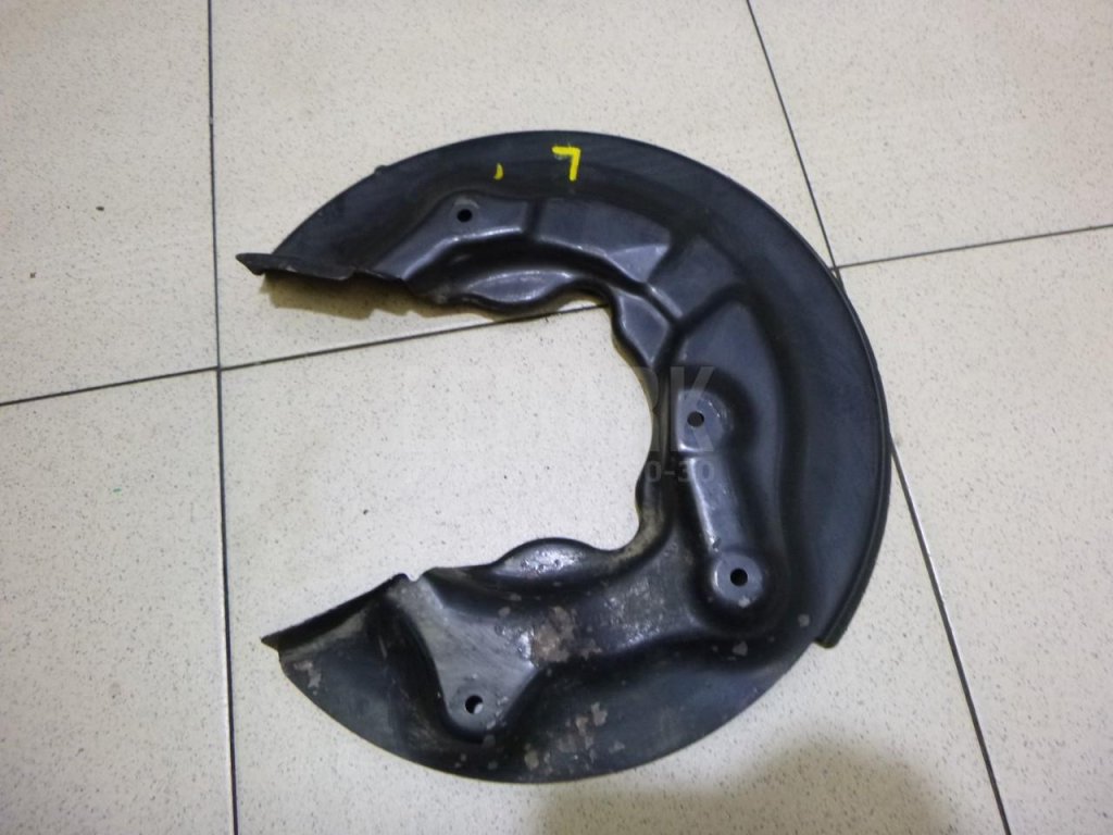 Пыльник тормозного диска