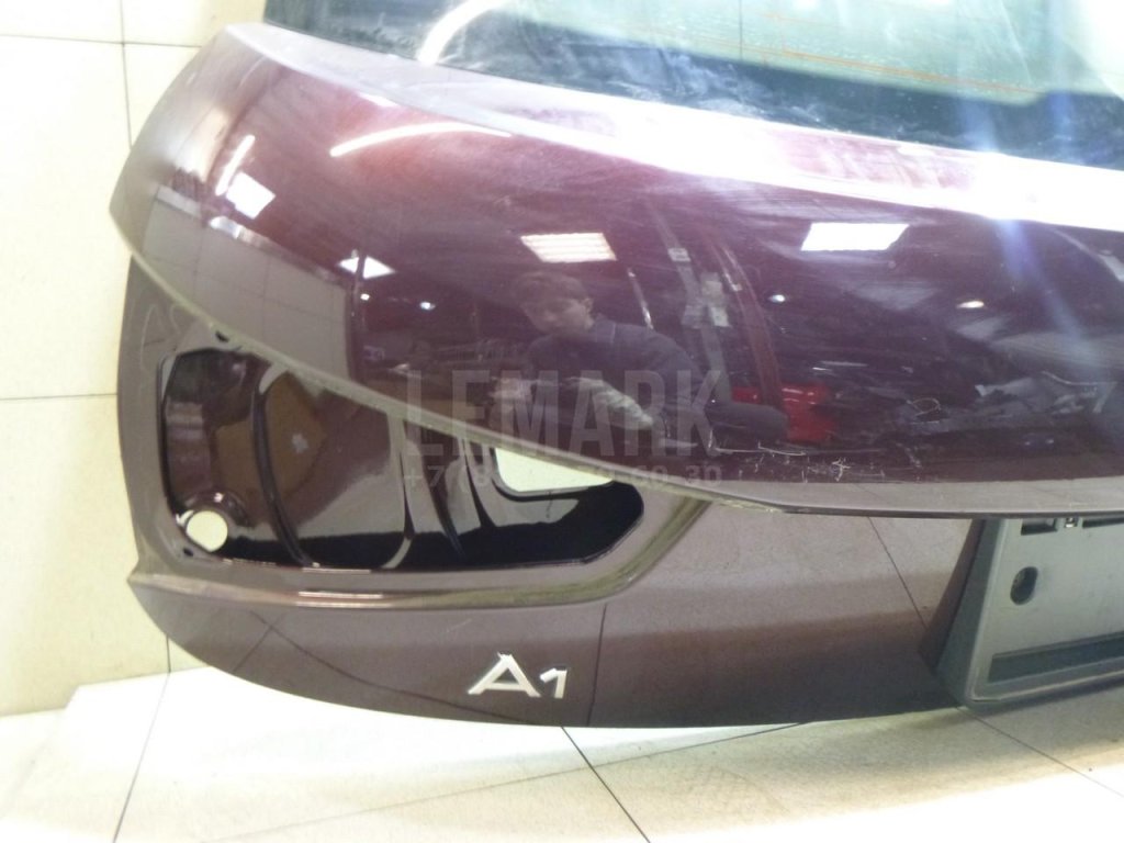 Дверь багажника со стеклом