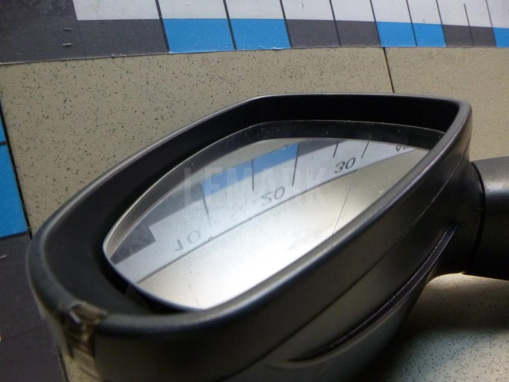 Зеркало левое электрическое