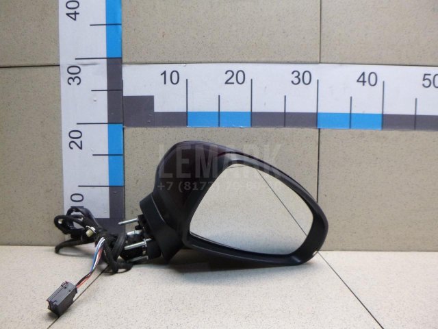 Зеркало правое электрическое