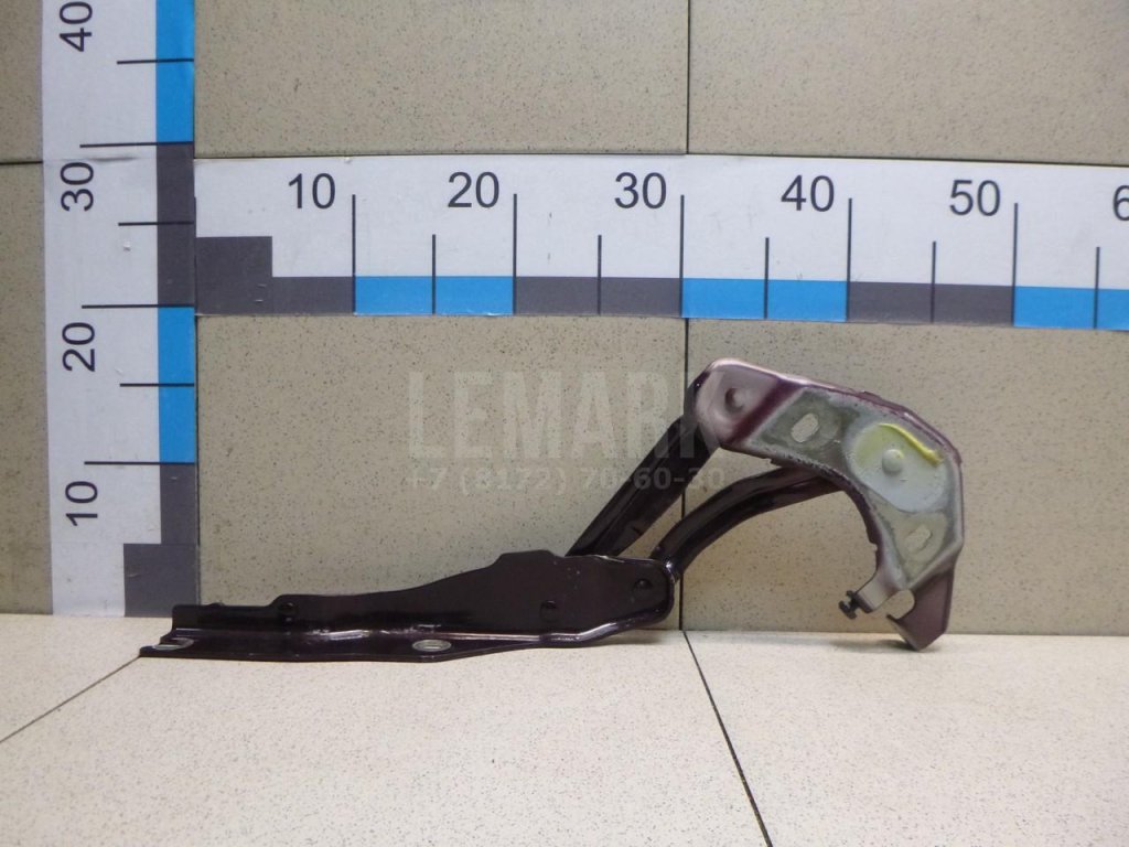 Петля капота левая