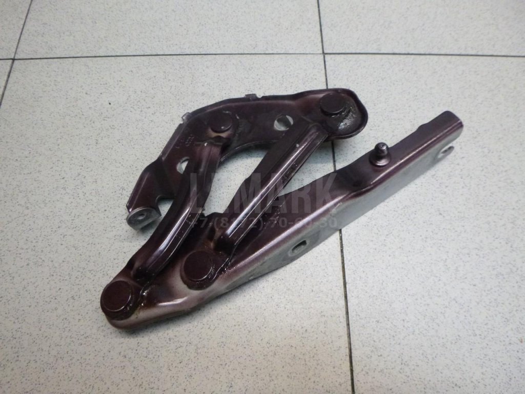 Петля капота левая