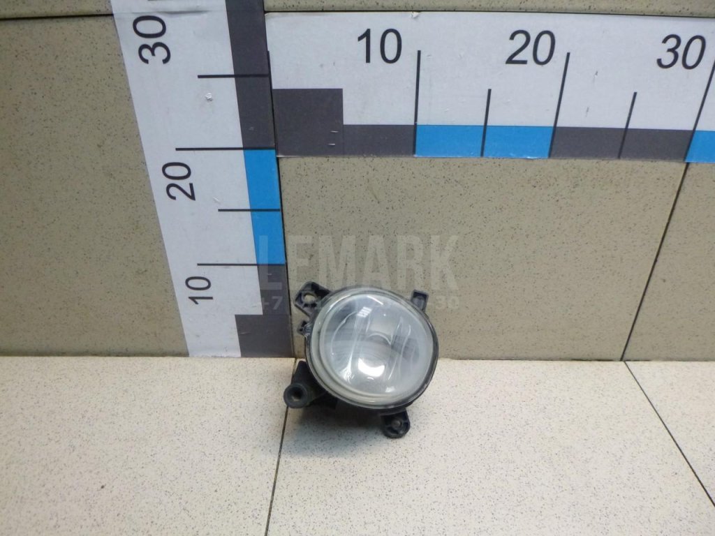 Фара противотуманная левая