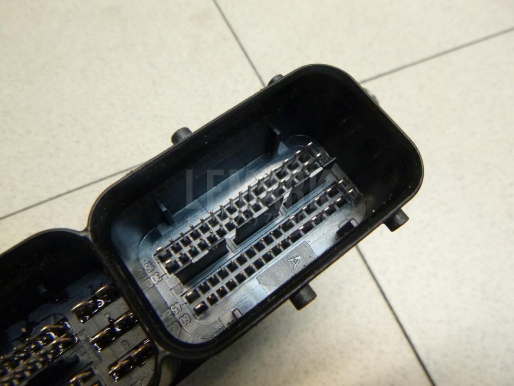 Блок управления двигателем