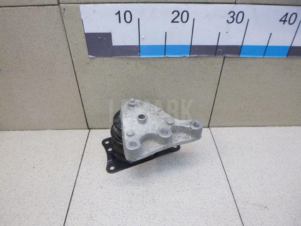 Опора двигателя правая