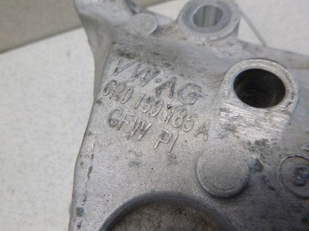 Опора двигателя правая