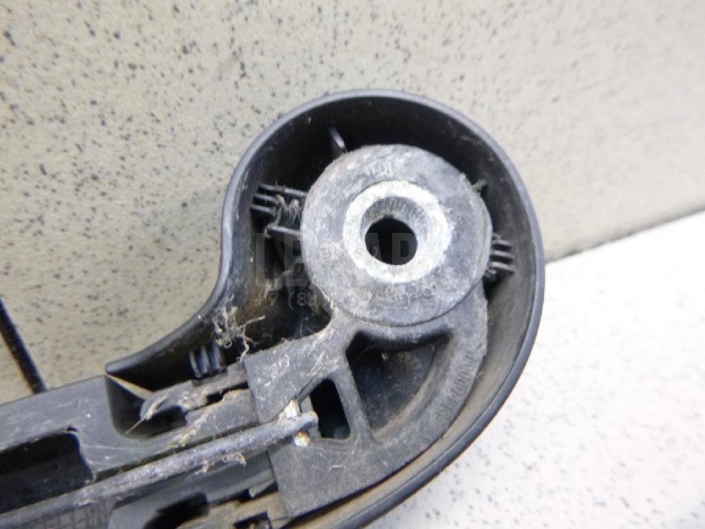 Поводок стеклоочистителя заднего