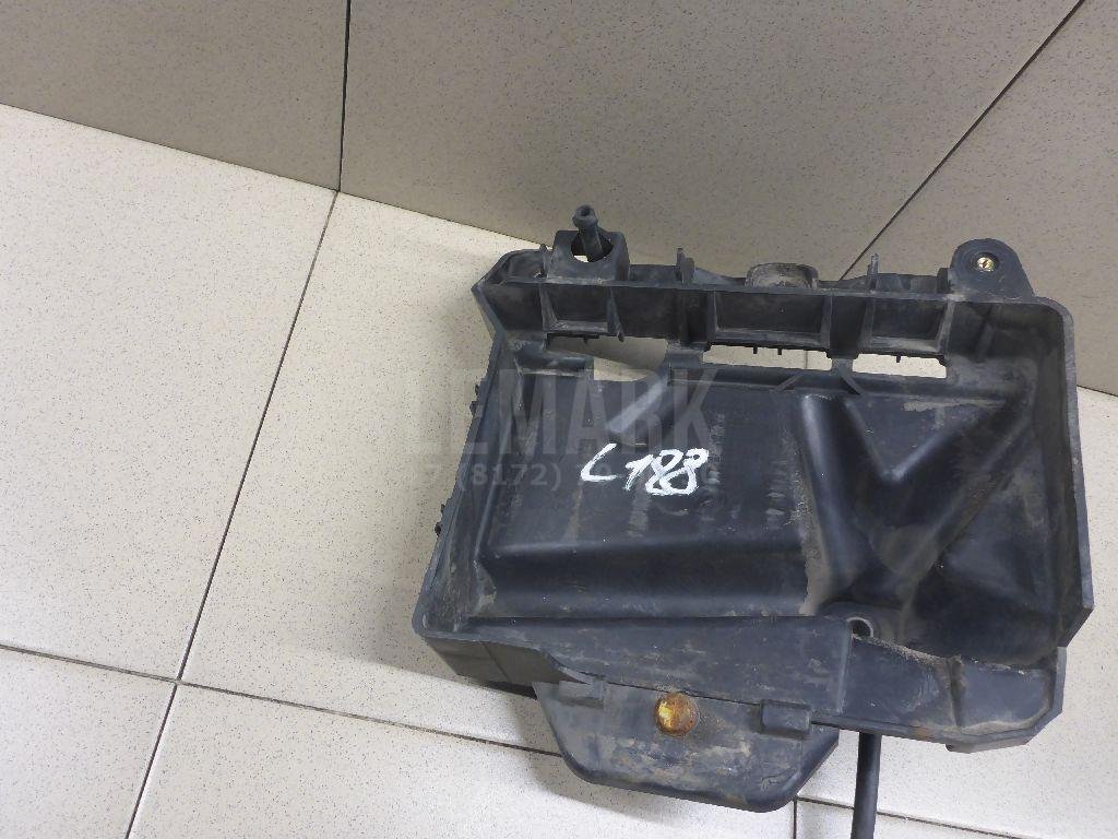 Крепление АКБ (корпус/подставка)