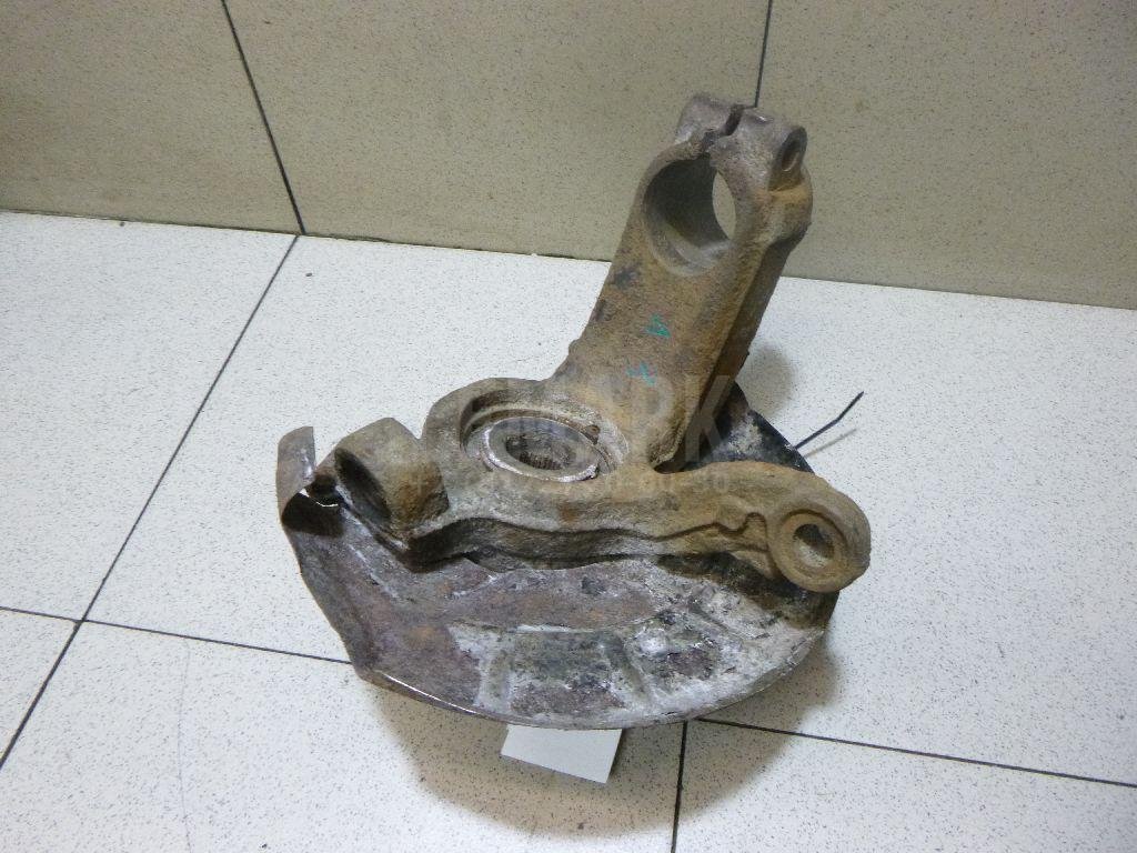 Кулак поворотный передний правый