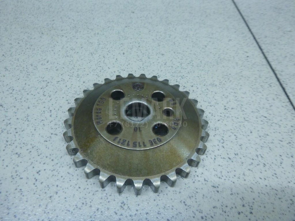 Шестерня привода масляного насоса