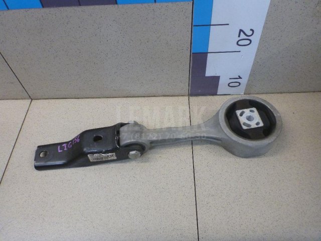 Опора двигателя задняя