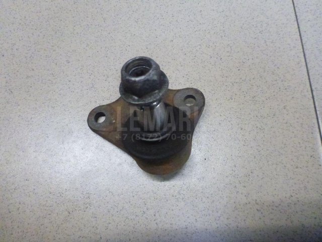 Опора шаровая правая передней подвески