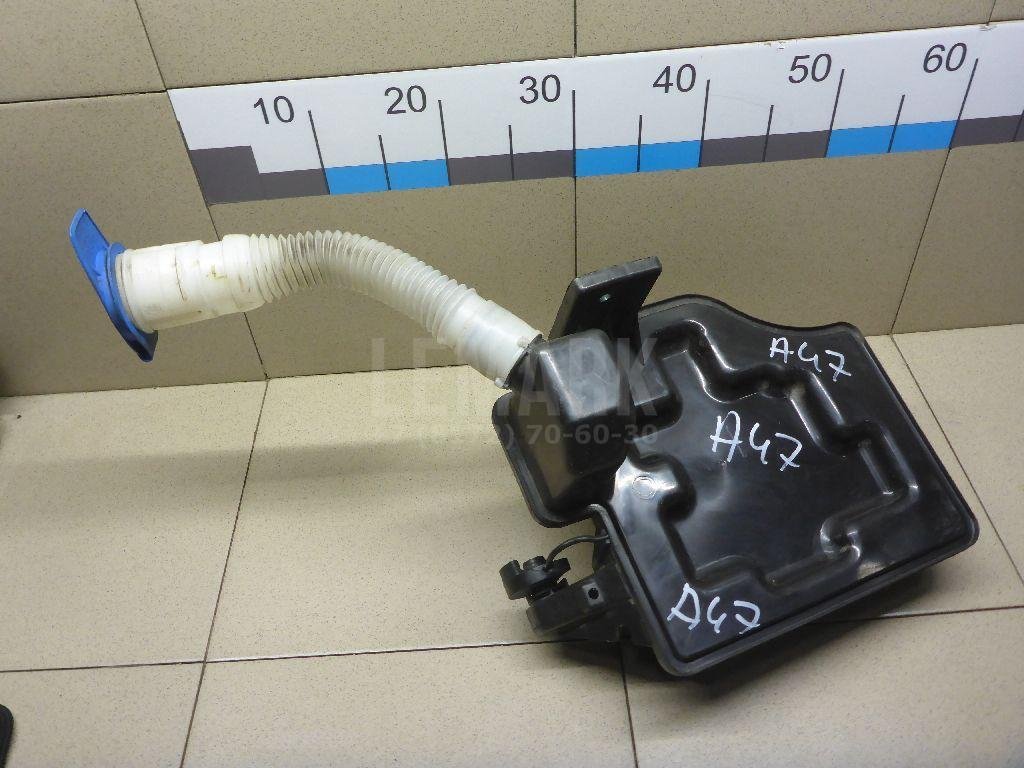 Бачок омывателя лобового стекла