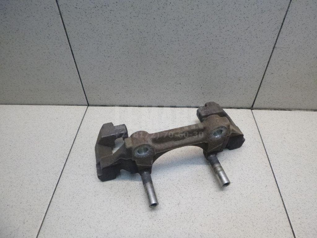 Скоба суппорта переднего