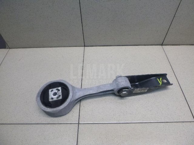 Опора двигателя задняя