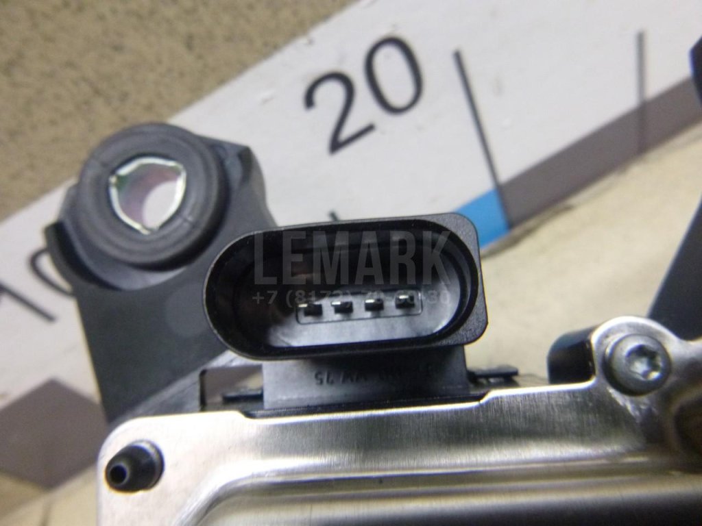 Моторчик стеклоочистителя задний