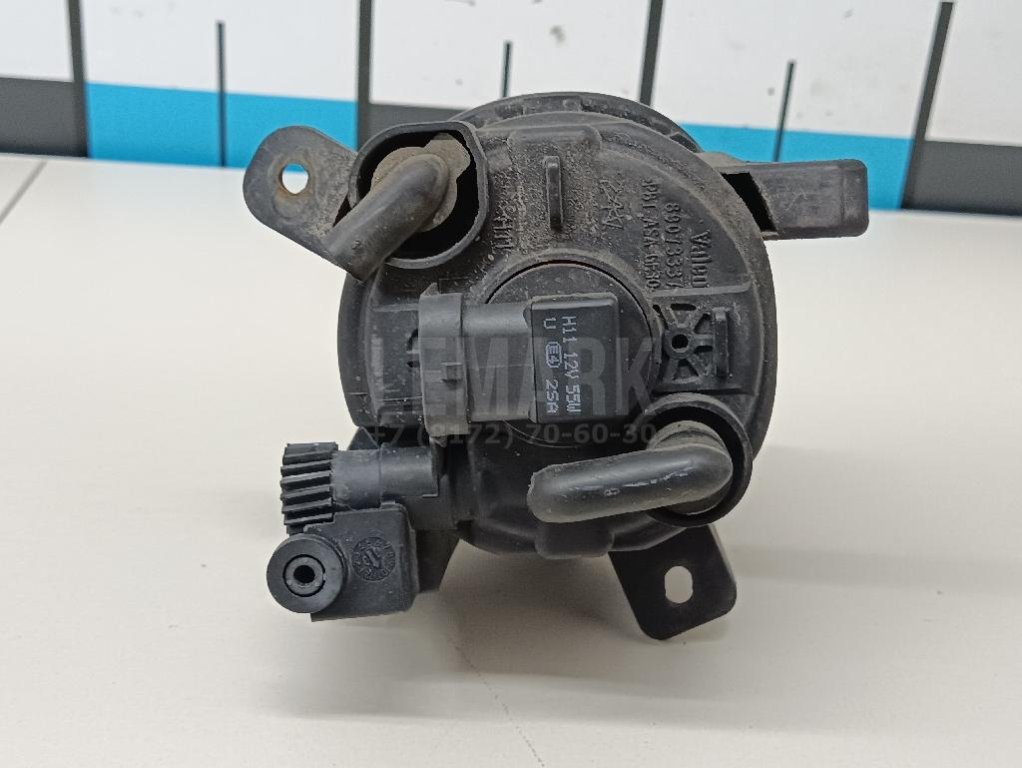 Фара противотуманная левая