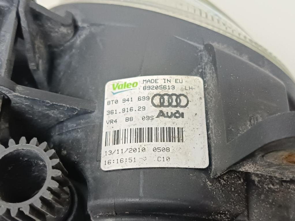 Фара противотуманная левая