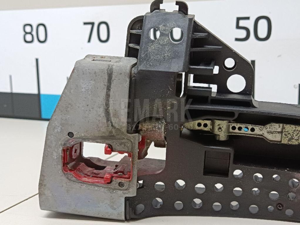 Кронштейн ручки для  Audi 80/90 [B3] 1986-1991