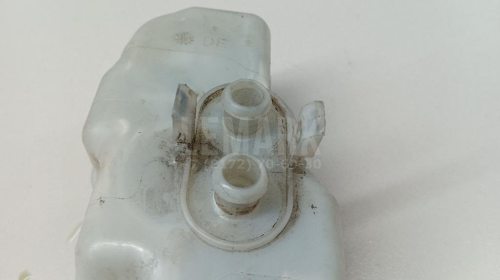 Бачок главного тормозного цилиндра