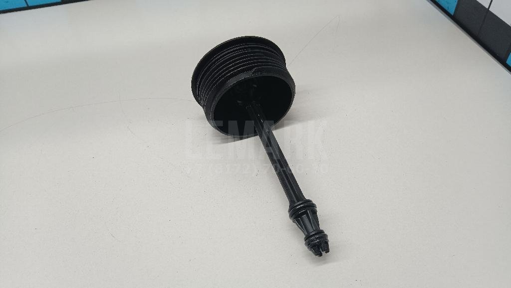 Крышка масляного фильтра