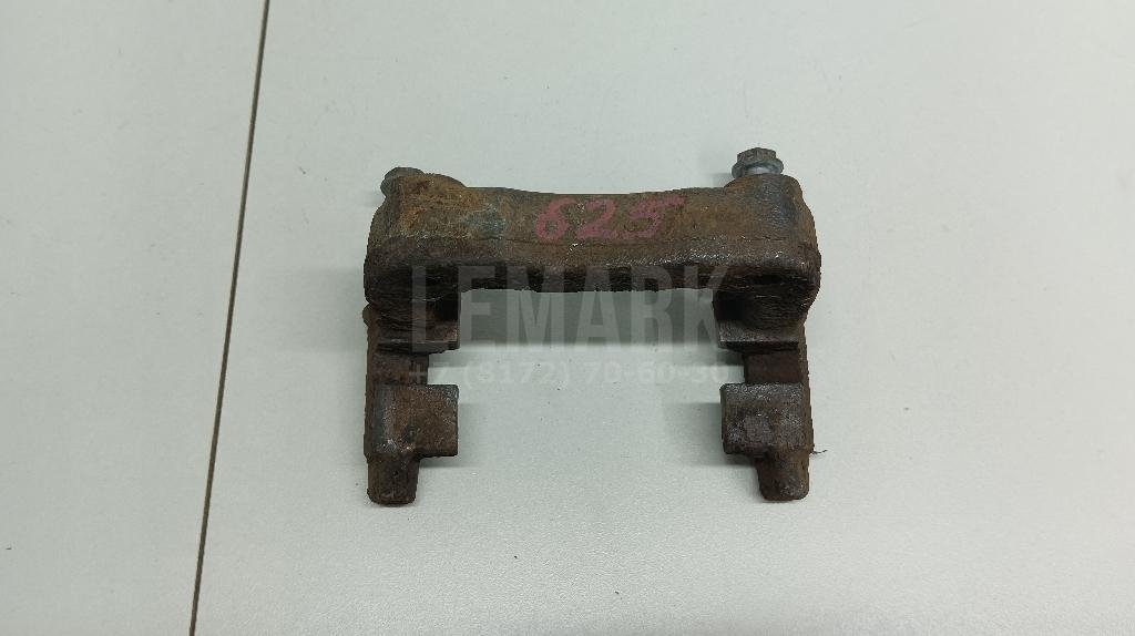 Скоба суппорта заднего правого