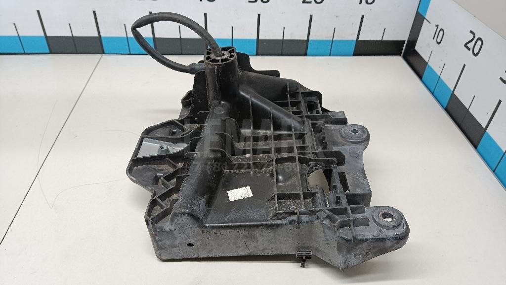 Крепление АКБ (корпус/подставка)