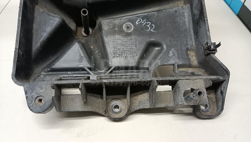 Крепление АКБ (корпус/подставка)