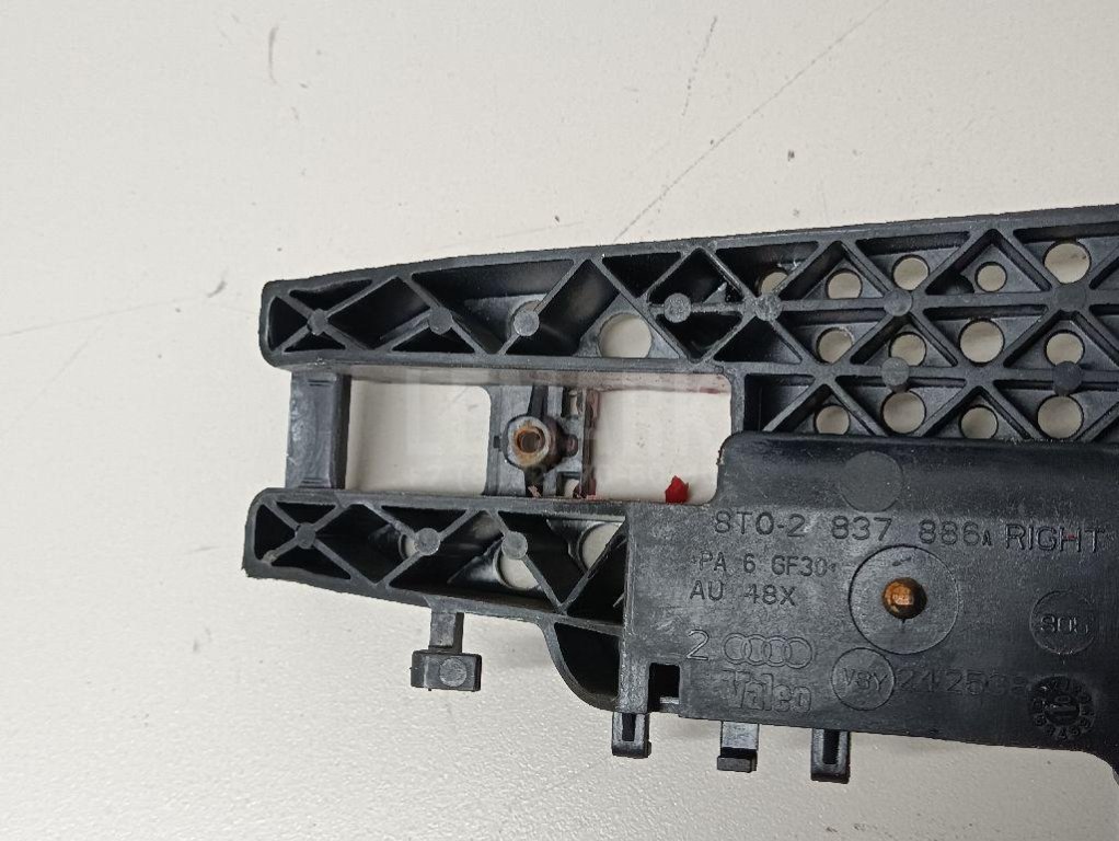 Кронштейн ручки для  Audi A3 [8V] 2013-2020