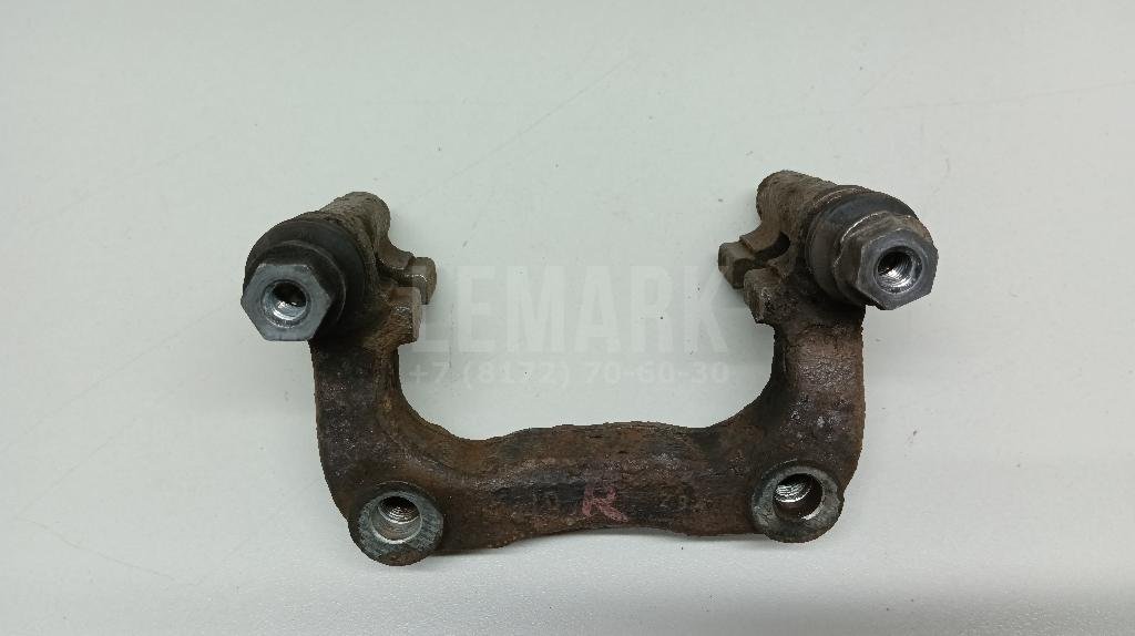 Скоба суппорта заднего правого