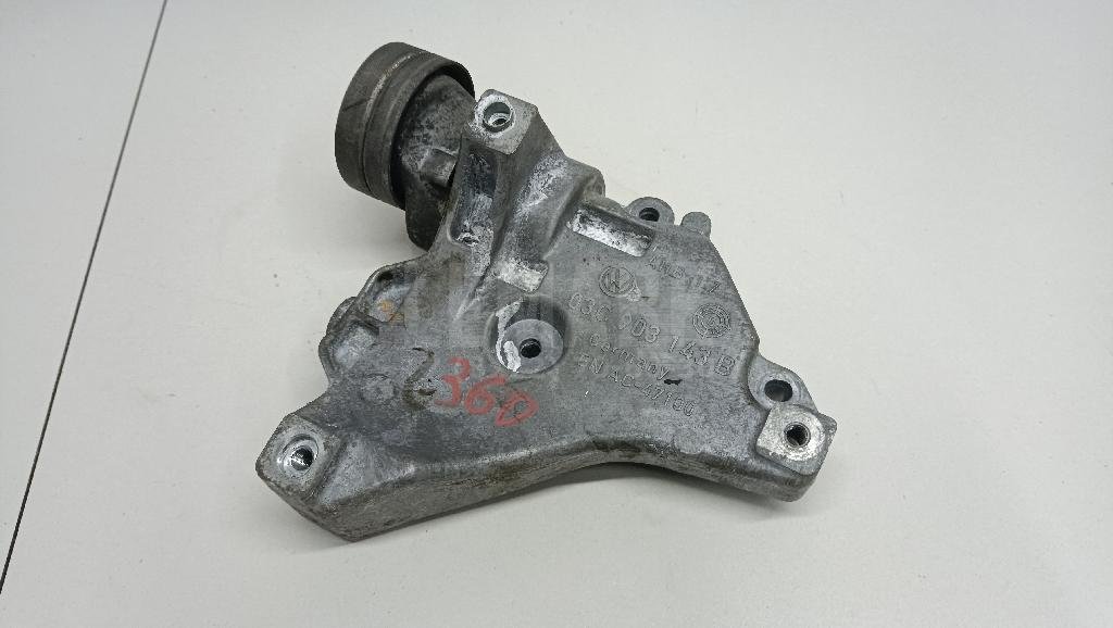 Кронштейн генератора