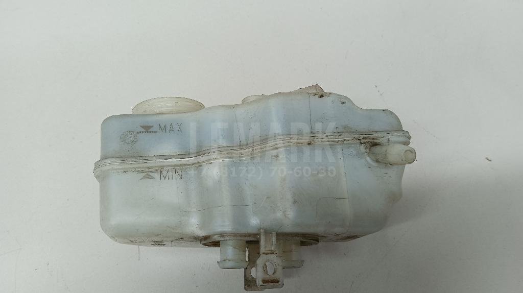 Бачок главного тормозного цилиндра