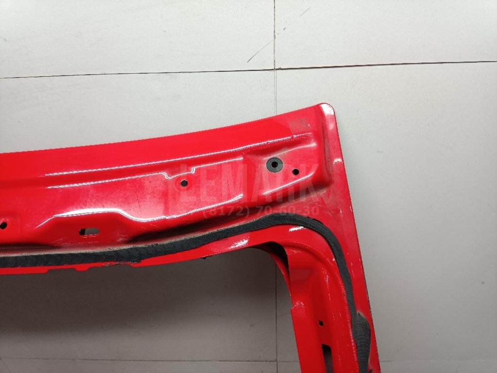 Дверь багажника