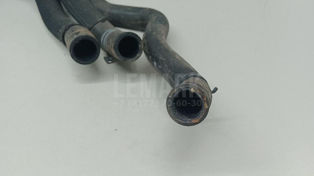 Патрубок отопителя