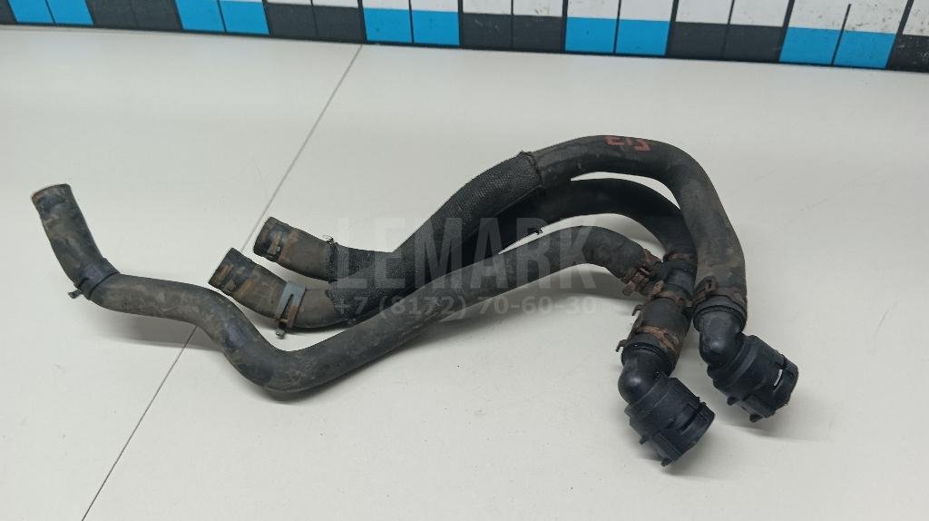 Патрубок отопителя