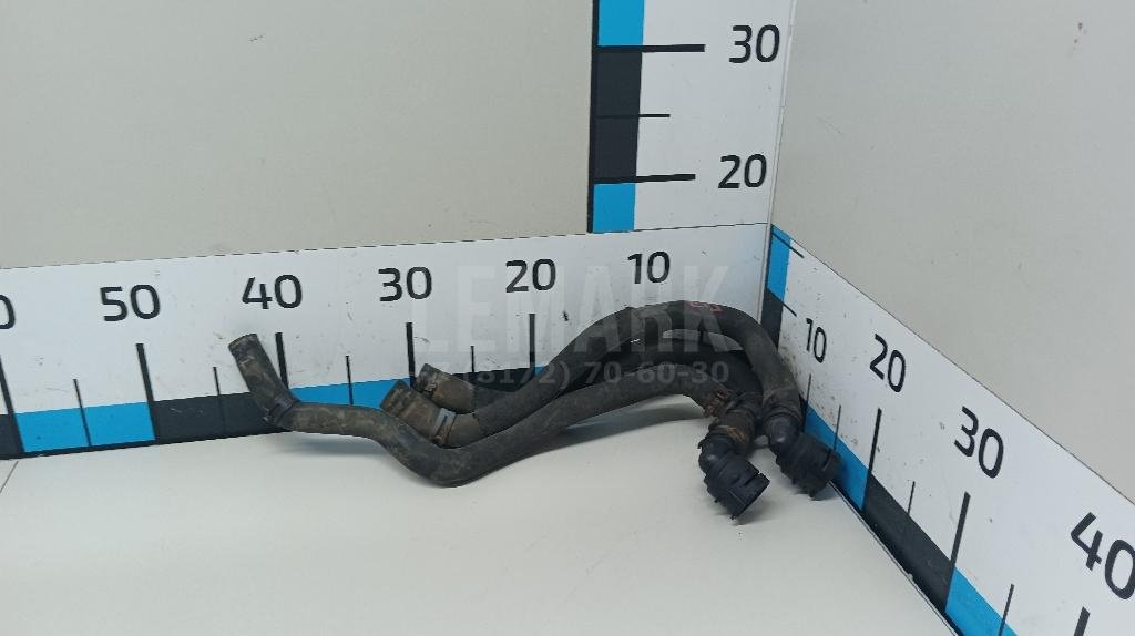 Патрубок отопителя