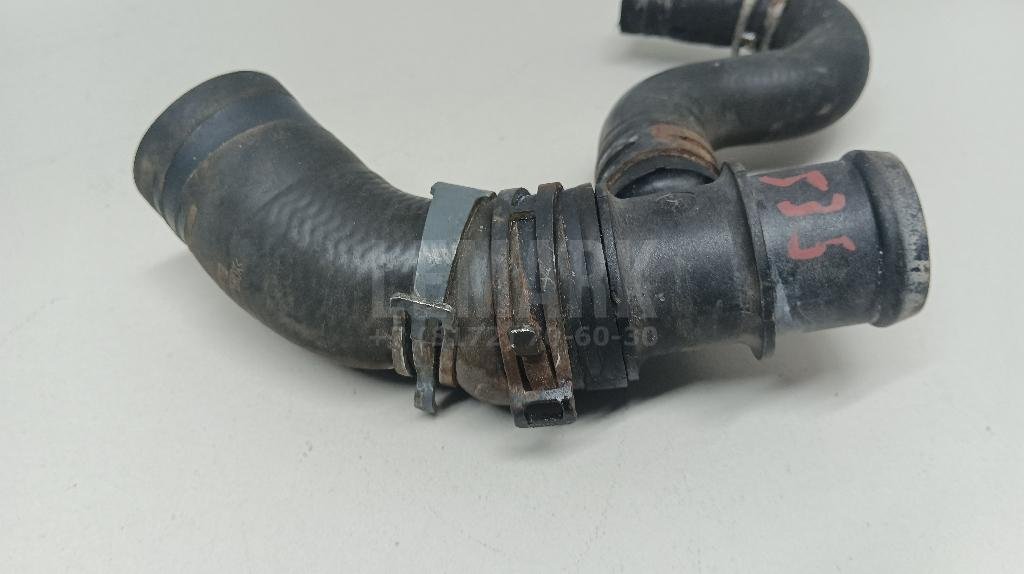 Патрубок радиатора