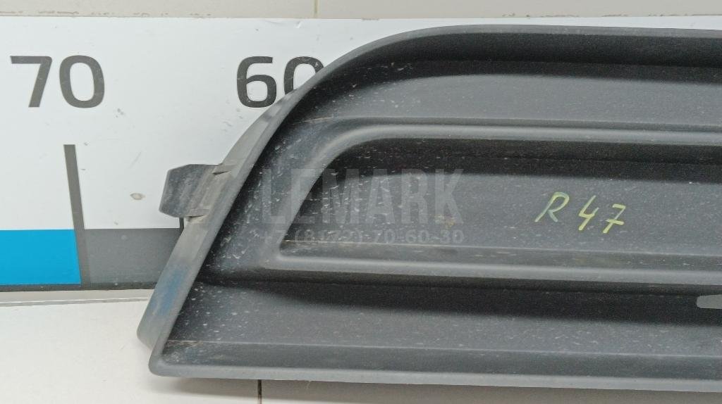 Решетка в бампер левая