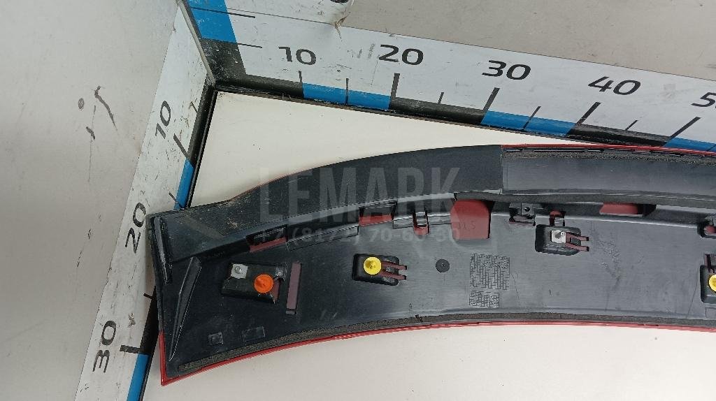 Спойлер (дефлектор) багажника