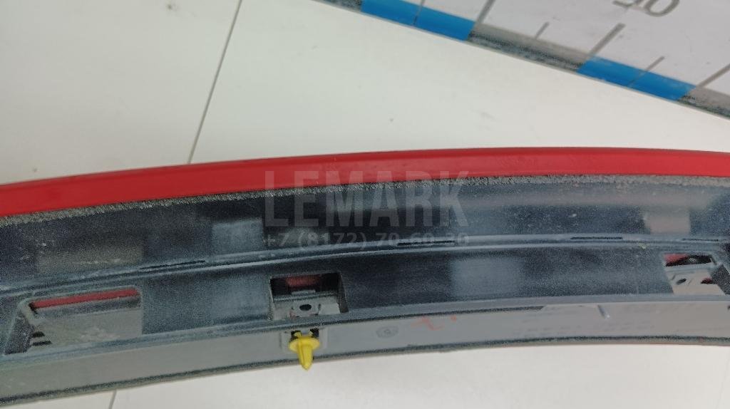 Спойлер (дефлектор) багажника