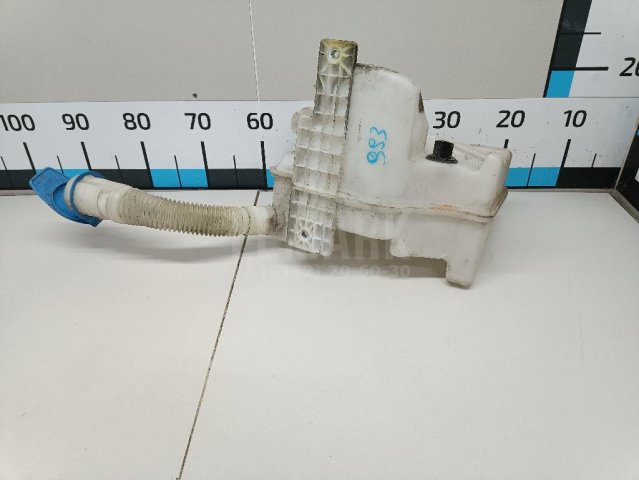 Бачок омывателя лобового стекла