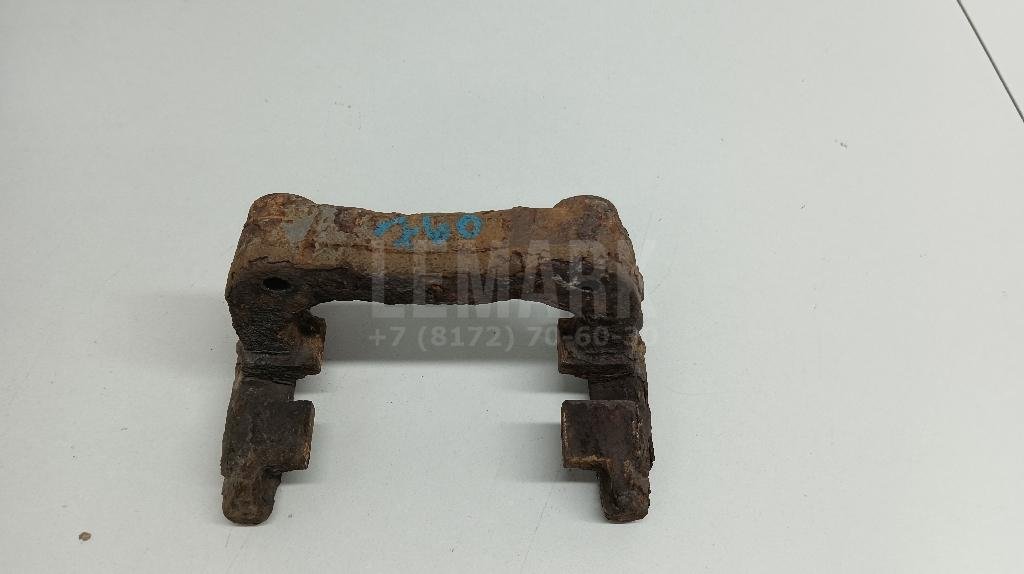 Скоба суппорта заднего правого