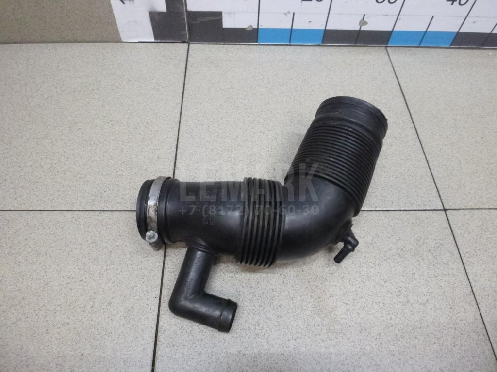 Патрубок воздушного фильтра